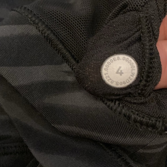 Lululemon Free To Be Serene Bra Light Support, C/D Cup Size 4 - Picture 8 of 9